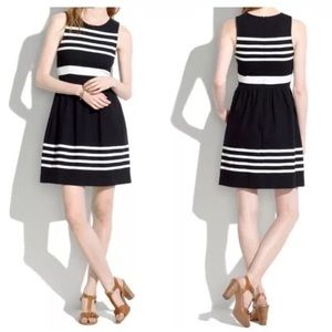 Madewell striped sleeveless dress with pockets!